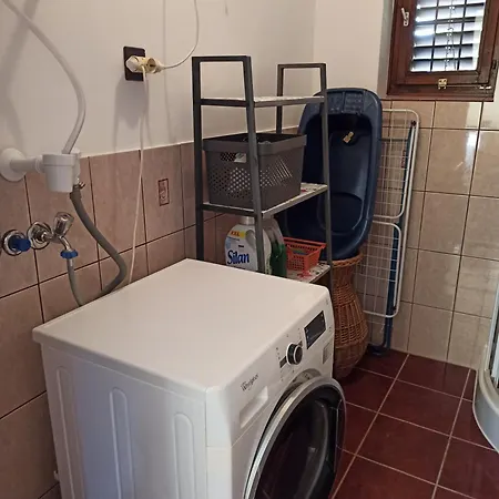 בית נופש Elod Nyaralohaz Balatonberény